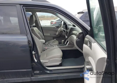 2011 Subaru Forester 2.5X Limited из США, поврежденный, VIN JF2SHAEC6BH744282